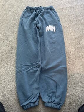 NEVER WORN MADHAPPY SWEATPANTS